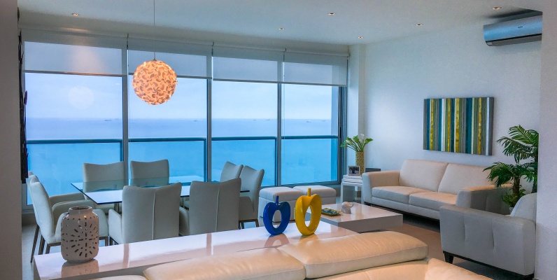 Departamento frente al mar en venta, edificio Bay Point Salinas GeoBienes - Departamento frente al mar en venta, edificio Bay Point Salinas - Plusvalia Guayaquil Casas de venta y alquiler Inmobiliaria Ecuador
