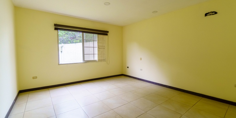 GeoBienes - Departamento planta baja en venta ubicado en la Urbanización Terranostra, Vía a la Costa - Plusvalia Guayaquil Casas de venta y alquiler Inmobiliaria Ecuador