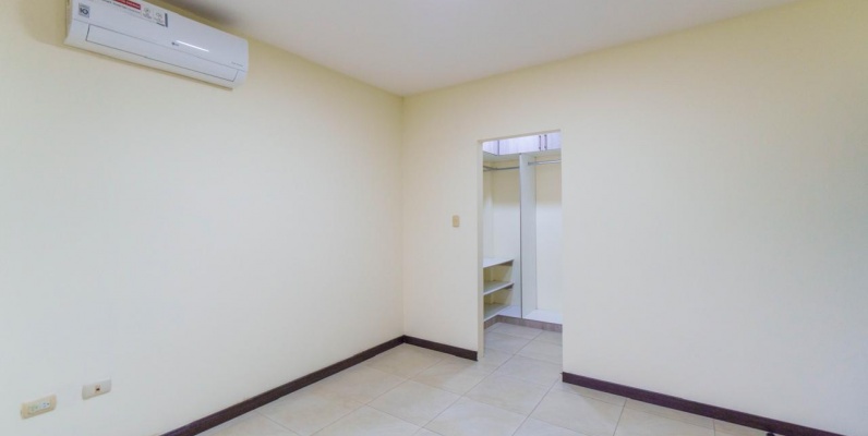 GeoBienes - Departamento planta baja en venta ubicado en la Urbanización Terranostra, Vía a la Costa - Plusvalia Guayaquil Casas de venta y alquiler Inmobiliaria Ecuador