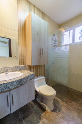 GeoBienes - Departamento planta baja en venta ubicado en la Urbanización Terranostra, Vía a la Costa - Plusvalia Guayaquil Casas de venta y alquiler Inmobiliaria Ecuador