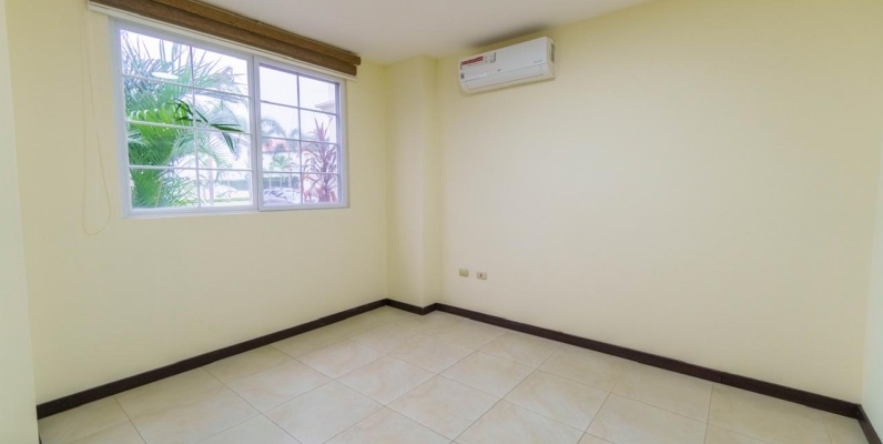 GeoBienes - Departamento planta baja en venta ubicado en la Urbanización Terranostra, Vía a la Costa - Plusvalia Guayaquil Casas de venta y alquiler Inmobiliaria Ecuador
