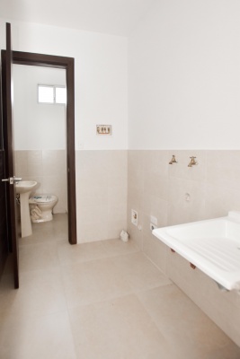 Departamento por estrenar en alquiler con vista al río , urbanización Belice GeoBienes - Departamento por estrenar en alquiler con vista al río , urbanización Belice - Plusvalia Guayaquil Casas de venta y alquiler Inmobiliaria Ecuador