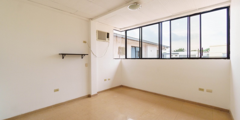 Departamentos en venta ubicada en la Urbanización Puerto Azul, Vía a la Costa GeoBienes - Departamento en venta ubicada en la Urbanización Puerto Azul, Vía a la Costa - Plusvalia Guayaquil Casas de venta y alquiler Inmobiliaria Ecuador