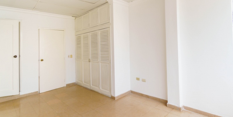 Departamentos en venta ubicada en la Urbanización Puerto Azul, Vía a la Costa GeoBienes - Departamento en venta ubicada en la Urbanización Puerto Azul, Vía a la Costa - Plusvalia Guayaquil Casas de venta y alquiler Inmobiliaria Ecuador
