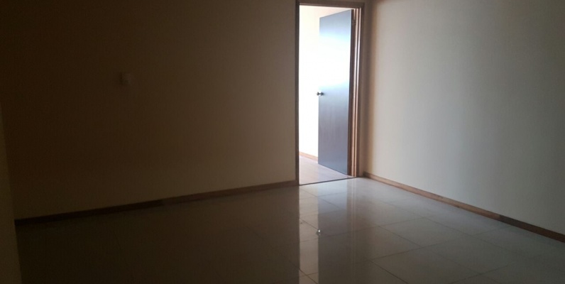 Descripción de oficina en alquiler ubicado en Trade Bulding, Guayaquil. GeoBienes - Oficina en alquiler ubicado en Trade Building, Guayaquil. - Plusvalia Guayaquil Casas de venta y alquiler Inmobiliaria Ecuador