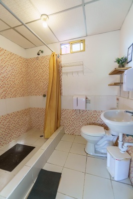 Edificio en venta ubicado en Balsamos Sur, Urdesa GeoBienes - Edificio, hotel, hostal, comercial, en alquiler Urdesa, Balsamos Sur - Plusvalia Guayaquil Casas de venta y alquiler Inmobiliaria Ecuador