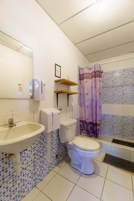Edificio en venta ubicado en Balsamos Sur, Urdesa GeoBienes - Edificio, hotel, hostal, comercial, en alquiler Urdesa, Balsamos Sur - Plusvalia Guayaquil Casas de venta y alquiler Inmobiliaria Ecuador
