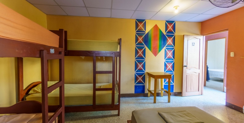 Edificio en venta ubicado en Balsamos Sur, Urdesa GeoBienes - Edificio, hotel, hostal, comercial, en alquiler Urdesa, Balsamos Sur - Plusvalia Guayaquil Casas de venta y alquiler Inmobiliaria Ecuador