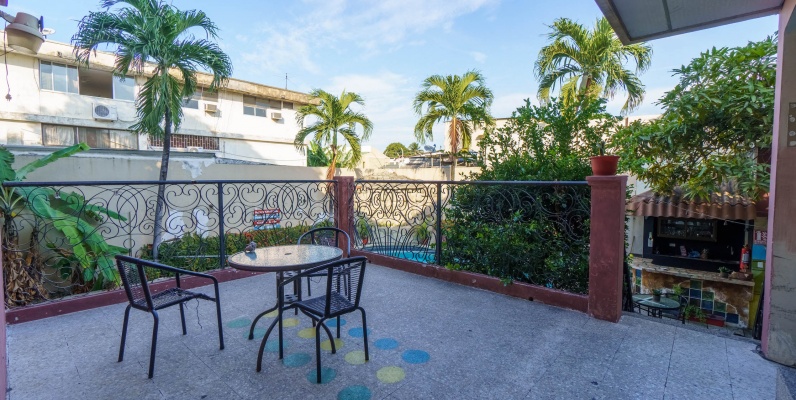 Edificio en venta ubicado en Balsamos Sur, Urdesa GeoBienes - Edificio, hotel, hostal, comercial, en alquiler Urdesa, Balsamos Sur - Plusvalia Guayaquil Casas de venta y alquiler Inmobiliaria Ecuador