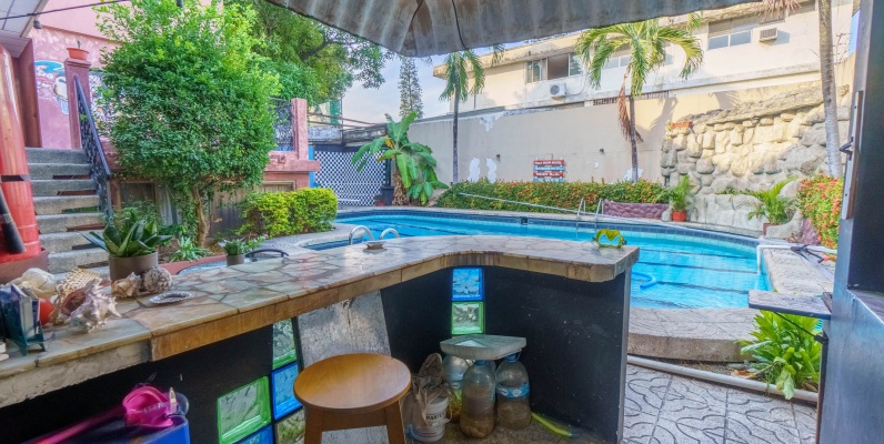 Edificio en venta ubicado en Balsamos Sur, Urdesa GeoBienes - Edificio, hotel, hostal, comercial, en alquiler Urdesa, Balsamos Sur - Plusvalia Guayaquil Casas de venta y alquiler Inmobiliaria Ecuador
