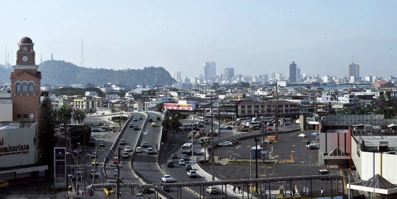 GeoBienes - En Alquiler Locales Comerciales al norte de Guayaquil  - Plusvalia Guayaquil Casas de venta y alquiler Inmobiliaria Ecuador