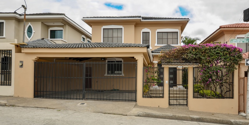 GeoBienes - Casa en venta en Ceibos Norte Guayaquil - Plusvalia Guayaquil Casas de venta y alquiler Inmobiliaria Ecuador