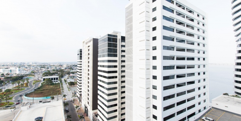 GeoBienes - Espectacular departamento de dos pisos en venta ubicado en el Edificio Santana Lofts - Plusvalia Guayaquil Casas de venta y alquiler Inmobiliaria Ecuador