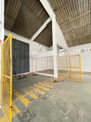 Galpón industrial comercial en venta ubicado en Mapasingue Este GeoBienes - Galpón industrial comercial en venta ubicado en Mapasingue Este - Plusvalia Guayaquil Casas de venta y alquiler Inmobiliaria Ecuador