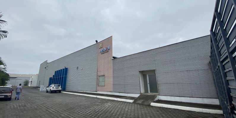 Galpón, terreno mediano impacto, oficinas en venta ubicada al Sur de Guayaquil GeoBienes - Galpón, terreno mediano impacto, oficinas en venta ubicada al Sur de Guayaquil - Plusvalia Guayaquil Casas de venta y alquiler Inmobiliaria Ecuador