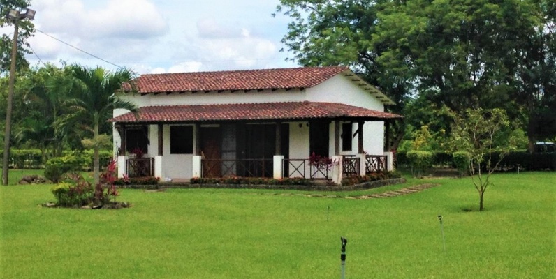 GeoBienes - Hacienda en venta, Bucay, Ecuador   - Plusvalia Guayaquil Casas de venta y alquiler Inmobiliaria Ecuador