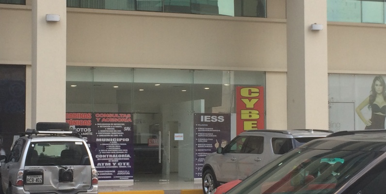 Local Comercial de 56mt2 en Alquiler en Trade Building, Guayaquil GeoBienes - Local Comercial de 56mt2 en Alquiler en Trade Building, Guayaquil - Plusvalia Guayaquil Casas de venta y alquiler Inmobiliaria Ecuador