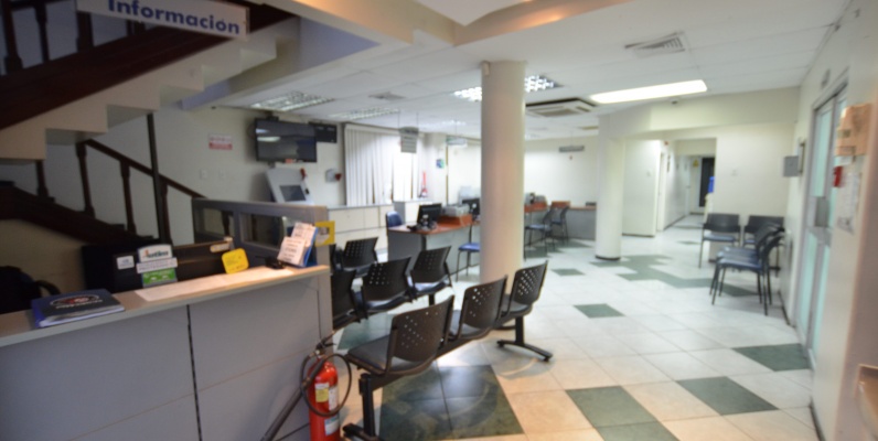 Local comercial en alquiler en Urdesa Central, Norte de Guayaquil - Geobiens GeoBienes - oficina comercial en alquiler en Urdesa Central, Norte de Guayaquil - Plusvalia Guayaquil Casas de venta y alquiler Inmobiliaria Ecuador