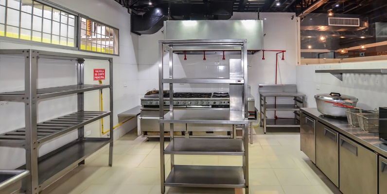 Local Comercial en alquiler en Urdesa Central sector norte de Guayaquil GeoBienes - Local Comercial en alquiler en Urdesa Central sector norte de Guayaquil - Plusvalia Guayaquil Casas de venta y alquiler Inmobiliaria Ecuador