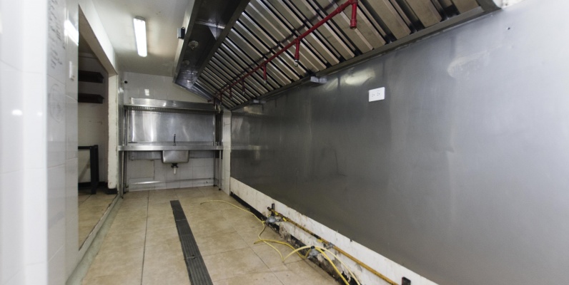 Local comercial en alquiler, restaurante, bar, farmacia, uso comercial en Urdesa GeoBienes - Local comercial en alquiler, restaurante, bar, farmacia, uso comercial en Urdesa - Plusvalia Guayaquil Casas de venta y alquiler Inmobiliaria Ecuador