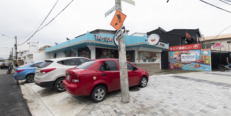 Local comercial en alquiler, restaurante, bar, farmacia, uso comercial en Urdesa GeoBienes - Local comercial en alquiler, restaurante, bar, farmacia, uso comercial en Urdesa - Plusvalia Guayaquil Casas de venta y alquiler Inmobiliaria Ecuador