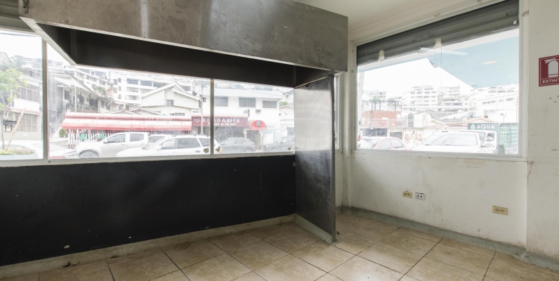 Local comercial en alquiler, restaurante, bar, farmacia, uso comercial en Urdesa GeoBienes - Local comercial en alquiler, restaurante, bar, farmacia, uso comercial en Urdesa - Plusvalia Guayaquil Casas de venta y alquiler Inmobiliaria Ecuador