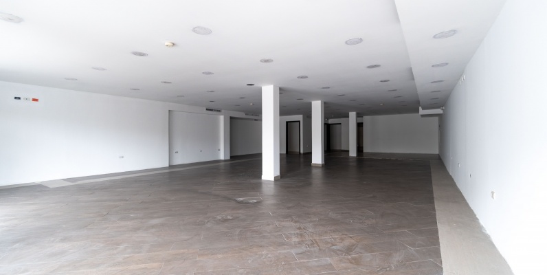 Local comercial en alquiler sobre la Av. San Jorge, Kennedy, Guayaquil GeoBienes - Local comercial en alquiler sobre la Av. San Jorge, Kennedy, Guayaquil - Plusvalia Guayaquil Casas de venta y alquiler Inmobiliaria Ecuador