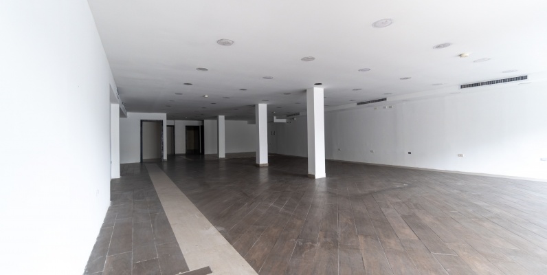 Local comercial en alquiler sobre la Av. San Jorge, Kennedy, Guayaquil GeoBienes - Local comercial en alquiler sobre la Av. San Jorge, Kennedy, Guayaquil - Plusvalia Guayaquil Casas de venta y alquiler Inmobiliaria Ecuador