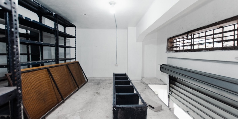 GeoBienes - Local comercial en alquiler ubicado en Centro de Guayaquil, zona Bahía - Plusvalia Guayaquil Casas de venta y alquiler Inmobiliaria Ecuador