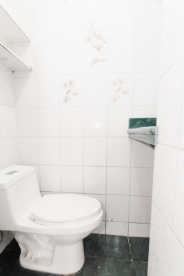 Local comercial en alquiler ubicado en Centro de Guayaquil, zona Bahía GeoBienes - Local comercial en alquiler ubicado en Centro de Guayaquil, zona Bahía - Plusvalia Guayaquil Casas de venta y alquiler Inmobiliaria Ecuador