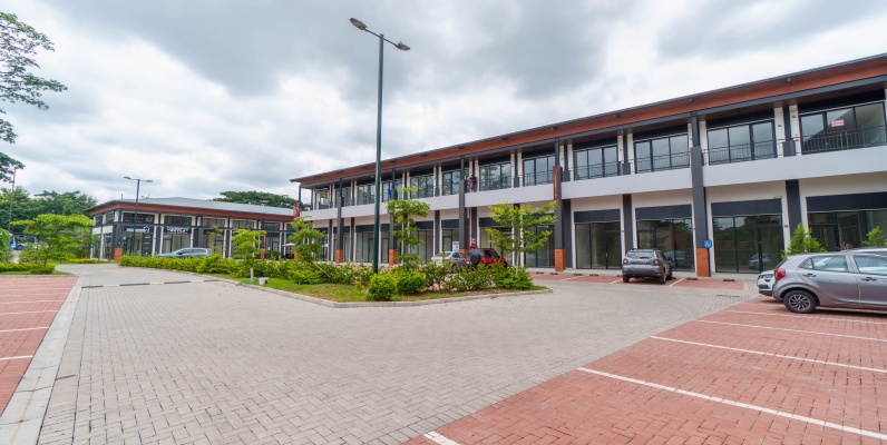 Local comercial en alquiler ubicado en Costa Brisa, Vía a la Costa GeoBienes - Local comercial en alquiler ubicado en Costa Brisa, Vía a la Costa - Plusvalia Guayaquil Casas de venta y alquiler Inmobiliaria Ecuador