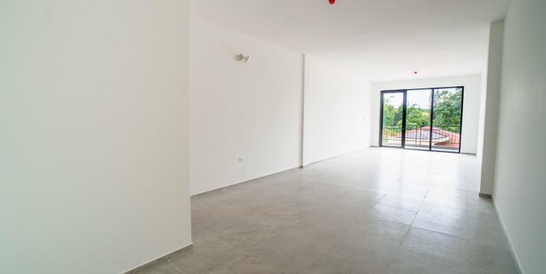 Local comercial en alquiler ubicado en Costa Brisa, Vía a la Costa GeoBienes - Local comercial en alquiler ubicado en Costa Brisa, Vía a la Costa - Plusvalia Guayaquil Casas de venta y alquiler Inmobiliaria Ecuador