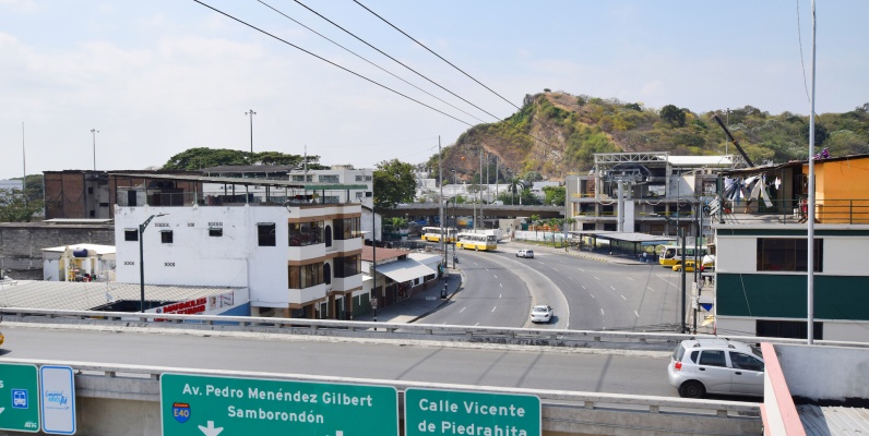 GeoBienes - Local Comercial en alquiler ubicado en el Centro de Guayaquil - Plusvalia Guayaquil Casas de venta y alquiler Inmobiliaria Ecuador