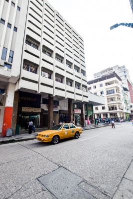 Local Comercial en alquiler ubicado en el Centro de Guayaquil GeoBienes - Local Comercial en alquiler ubicado en el Centro de Guayaquil - Plusvalia Guayaquil Casas de venta y alquiler Inmobiliaria Ecuador