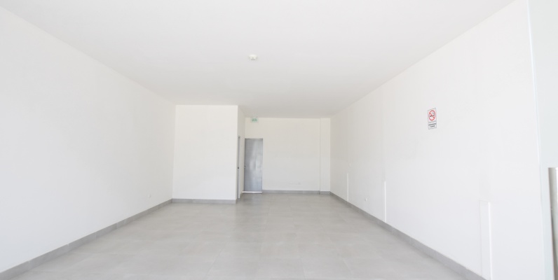 Local Comercial en alquiler ubicado en Vía a la Costa, Guayaquil GeoBienes - Local Comercial en alquiler ubicado en Vía a la Costa, Guayaquil - Plusvalia Guayaquil Casas de venta y alquiler Inmobiliaria Ecuador