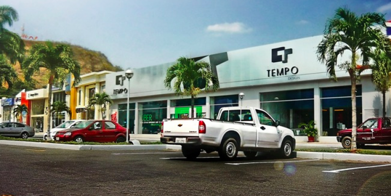 Local Comercial en Aventura Plaza norte de Guayaquil GeoBienes - Local Comercial en Aventura Plaza norte de Guayaquil - Plusvalia Guayaquil Casas de venta y alquiler Inmobiliaria Ecuador