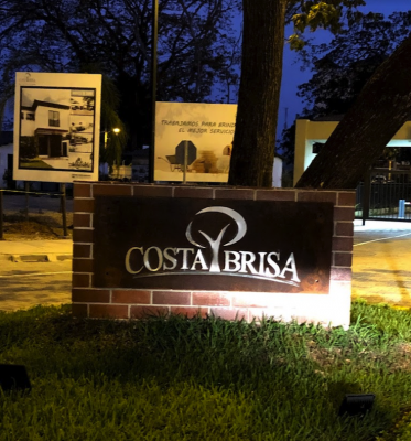 Local comercial en venta - ubicado en la urbanización Costa Brisa GeoBienes - Local comercial en venta - ubicado en la urbanización Costa Brisa - Plusvalia Guayaquil Casas de venta y alquiler Inmobiliaria Ecuador