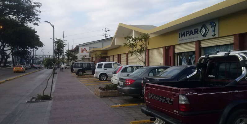 Local Comercial en Venta GeoBienes - Local comercial en venta Av. de las Américas frente al Estadio Modelo Alberto Spencer - Plusvalia Guayaquil Casas de venta y alquiler Inmobiliaria Ecuador