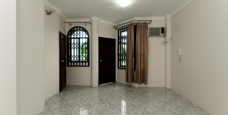 Local comercial en venta en urbanización Acuarela del Rio GeoBienes - Local comercial en venta en urbanización Acuarela del Rio - Plusvalia Guayaquil Casas de venta y alquiler Inmobiliaria Ecuador