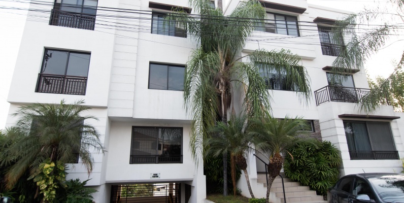 GeoBienes - Moderno departamento en alquiler en Porton de las Lomas, Urdesa - Plusvalia Guayaquil Casas de venta y alquiler Inmobiliaria Ecuador