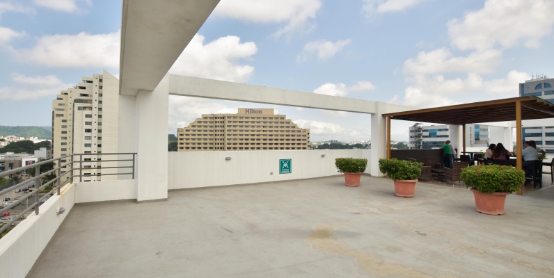 Oficina amoblada en venta ubicada en el Edificio Atlantis GeoBienes - Oficina amoblada en venta ubicada en el Edificio Atlantis - Plusvalia Guayaquil Casas de venta y alquiler Inmobiliaria Ecuador