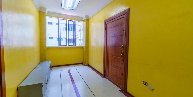 Oficina comercial en alquiler ubicado en Cc. El Dorado, Centro de Guayaquil GeoBienes - Oficina comercial en alquiler ubicado en Cc. El Dorado, Centro de Guayaquil - Plusvalia Guayaquil Casas de venta y alquiler Inmobiliaria Ecuador