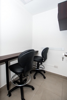 Oficina de estreno amoblada en Parque Empresarial Colón - Norte Guayaquil GeoBienes - Oficina amoblada de 35m2 en Parque Empresarial Colón - Norte Guayaquil - Plusvalia Guayaquil Casas de venta y alquiler Inmobiliaria Ecuador
