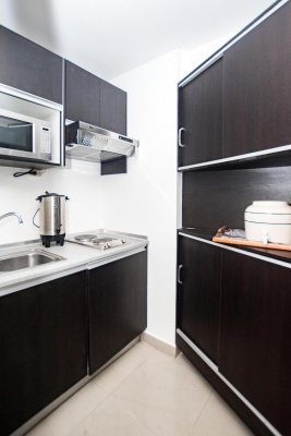 Oficina de estreno amoblada en Parque Empresarial Colón - Norte Guayaquil GeoBienes - Oficina amoblada de 35m2 en Parque Empresarial Colón - Norte Guayaquil - Plusvalia Guayaquil Casas de venta y alquiler Inmobiliaria Ecuador