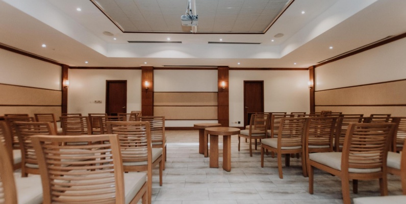 Oficina en alquiler Edificio Equilibrium, zona Mall del Sol, Norte de Guayaquil GeoBienes - Oficina en alquiler Edificio Equilibrium, zona Mall del Sol, Norte de Guayaquil - Plusvalia Guayaquil Casas de venta y alquiler Inmobiliaria Ecuador