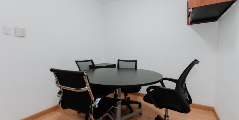 Oficina en alquiler Edificio Equilibrium, zona Mall del Sol, Norte de Guayaquil GeoBienes - Oficina en alquiler Edificio Equilibrium, zona Mall del Sol, Norte de Guayaquil - Plusvalia Guayaquil Casas de venta y alquiler Inmobiliaria Ecuador
