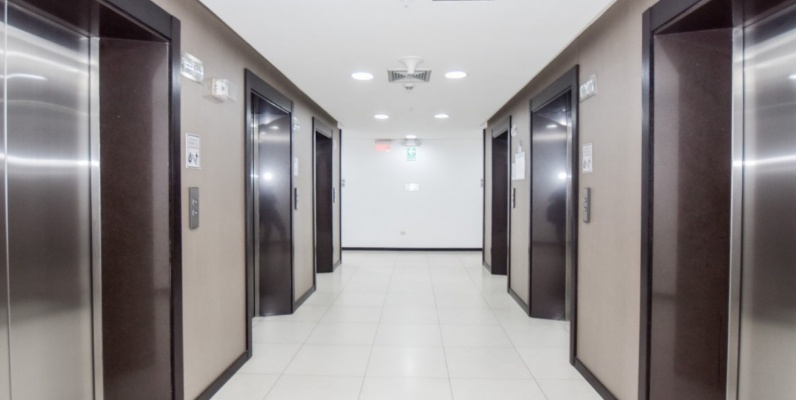 Oficina en Alquiler Edificio The Point - Puerto Santa Ana GeoBienes - Oficina en Alquiler Edificio The Point - Puerto Santa Ana - Plusvalia Guayaquil Casas de venta y alquiler Inmobiliaria Ecuador