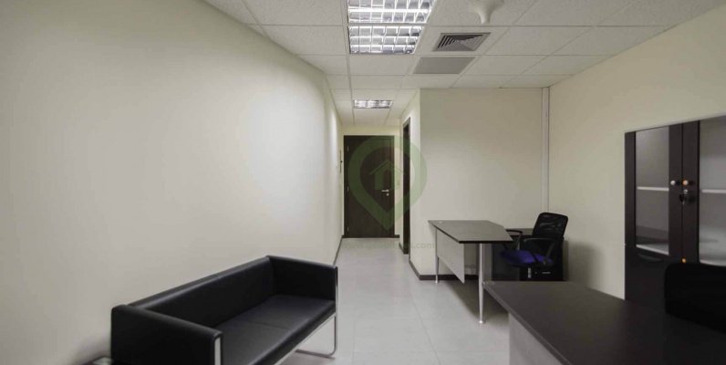 Oficina en Alquiler Edificio The Point, Centro de Guayaquil GeoBienes - Oficina en Alquiler Edificio The Point, Centro de Guayaquil - Plusvalia Guayaquil Casas de venta y alquiler Inmobiliaria Ecuador