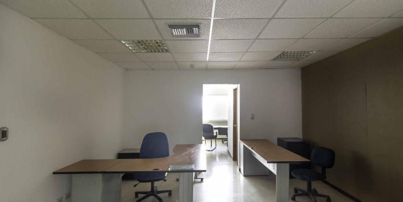 Oficina en alquiler Edificio Trade Building , Norte de Guayaquil GeoBienes - Oficina en alquiler Edificio Trade Building, Norte de Guayaquil - Plusvalia Guayaquil Casas de venta y alquiler Inmobiliaria Ecuador