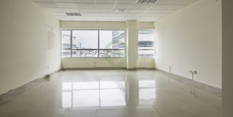 GeoBienes - Oficina en alquiler en Centro Empresarial Colón norte de Guayaquil - Plusvalia Guayaquil Casas de venta y alquiler Inmobiliaria Ecuador